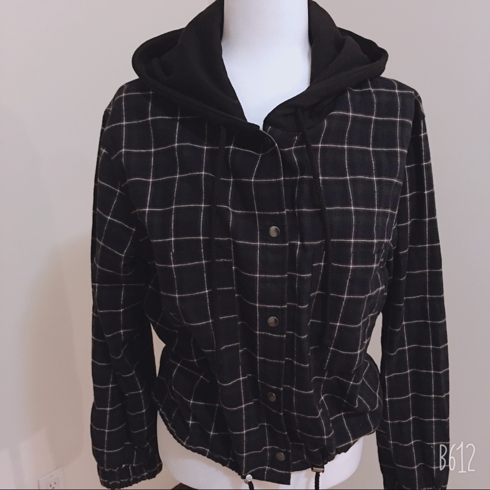 Forever 21 button down sweater - Picture 2 of 5